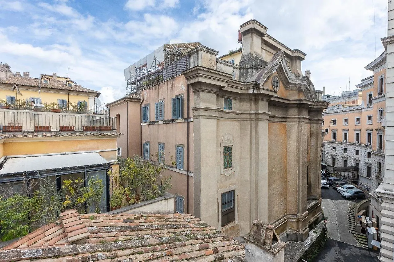 Apartment Star Home By Rental In Rome