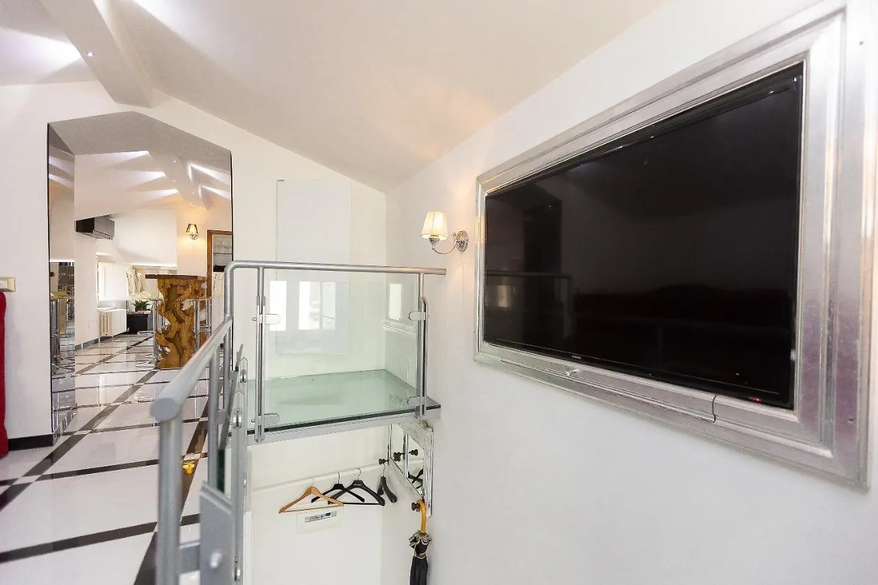 Star Home By Rental In Rome Italy