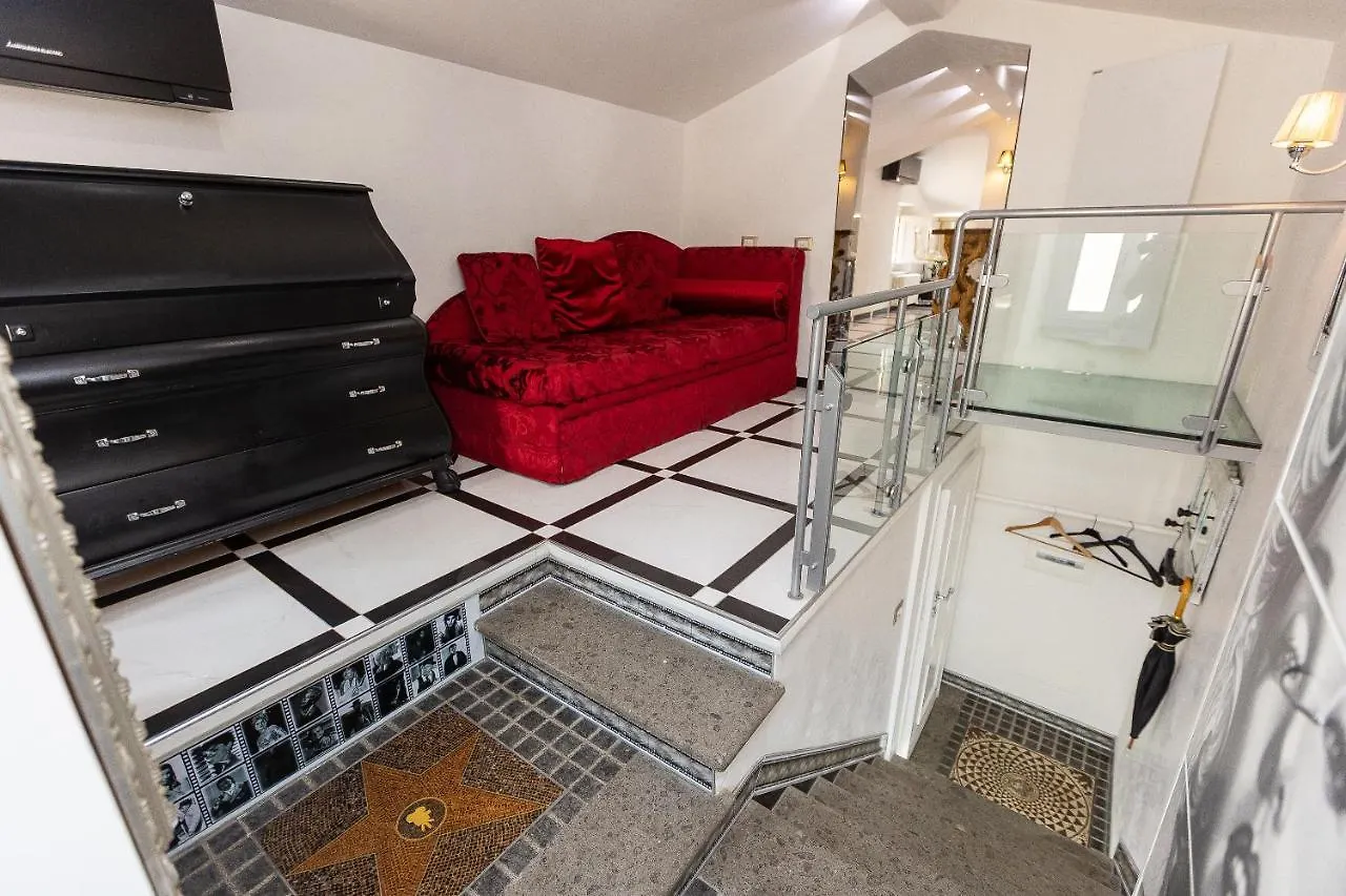 Apartment Star Home By Rental In Rome